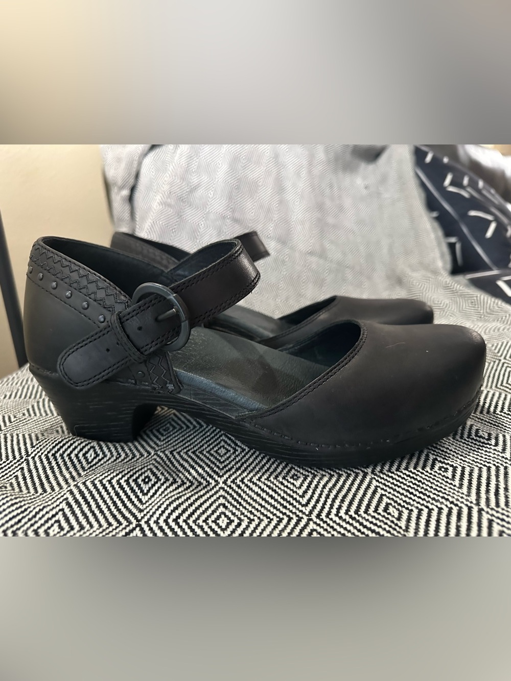 Dansko Makenna Black Leather Mary Jane Studded Heel Clogs Size 42 Comfort - Picture 11 of 16